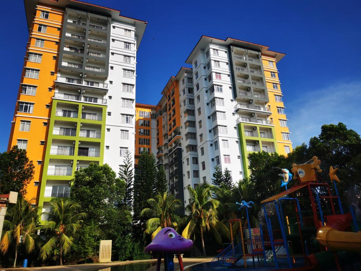 Bayou Lagoon Park Resort Malacca Exteriör bild