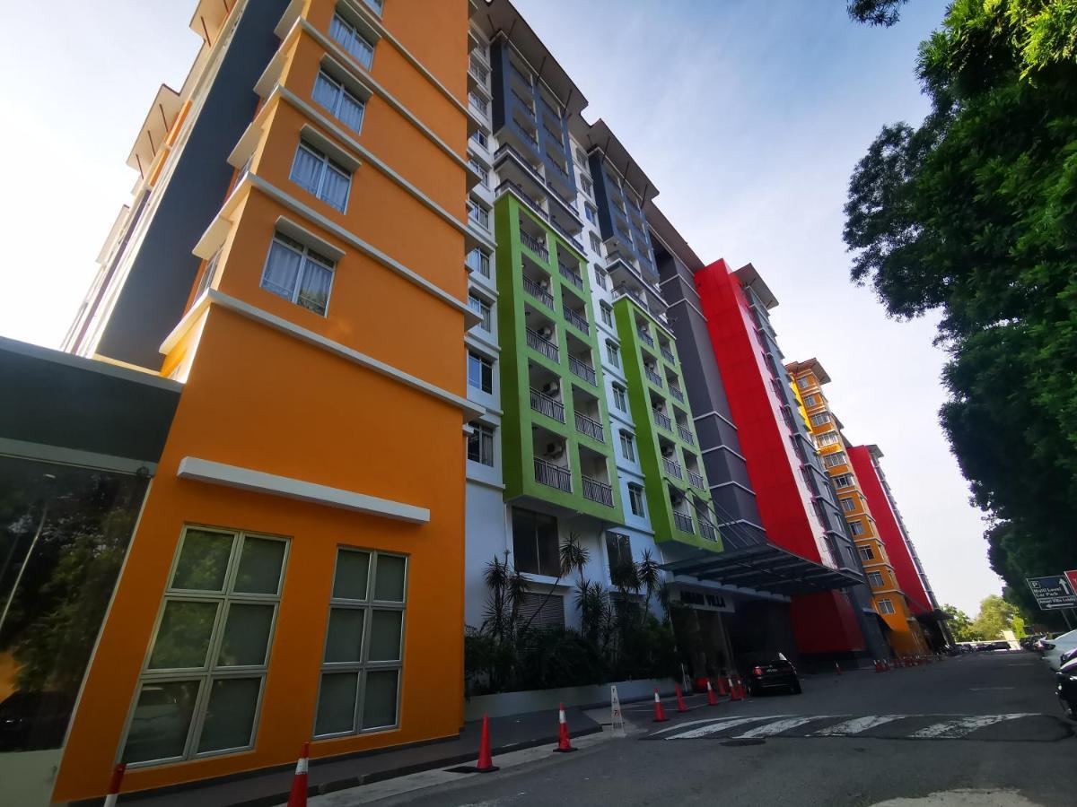 Bayou Lagoon Park Resort Malacca Exteriör bild