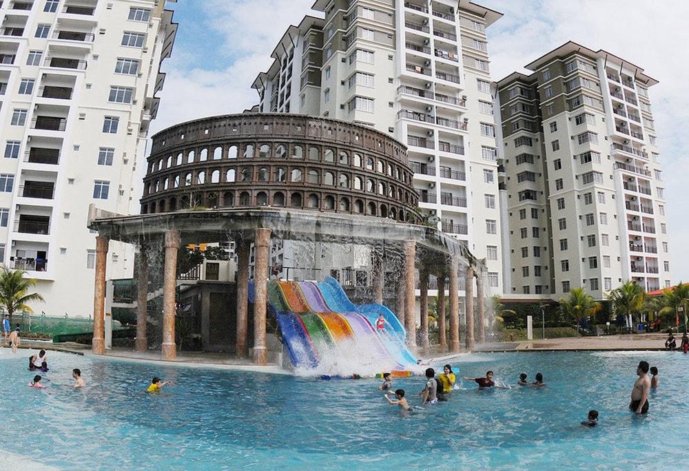 Bayou Lagoon Park Resort Malacca Exteriör bild