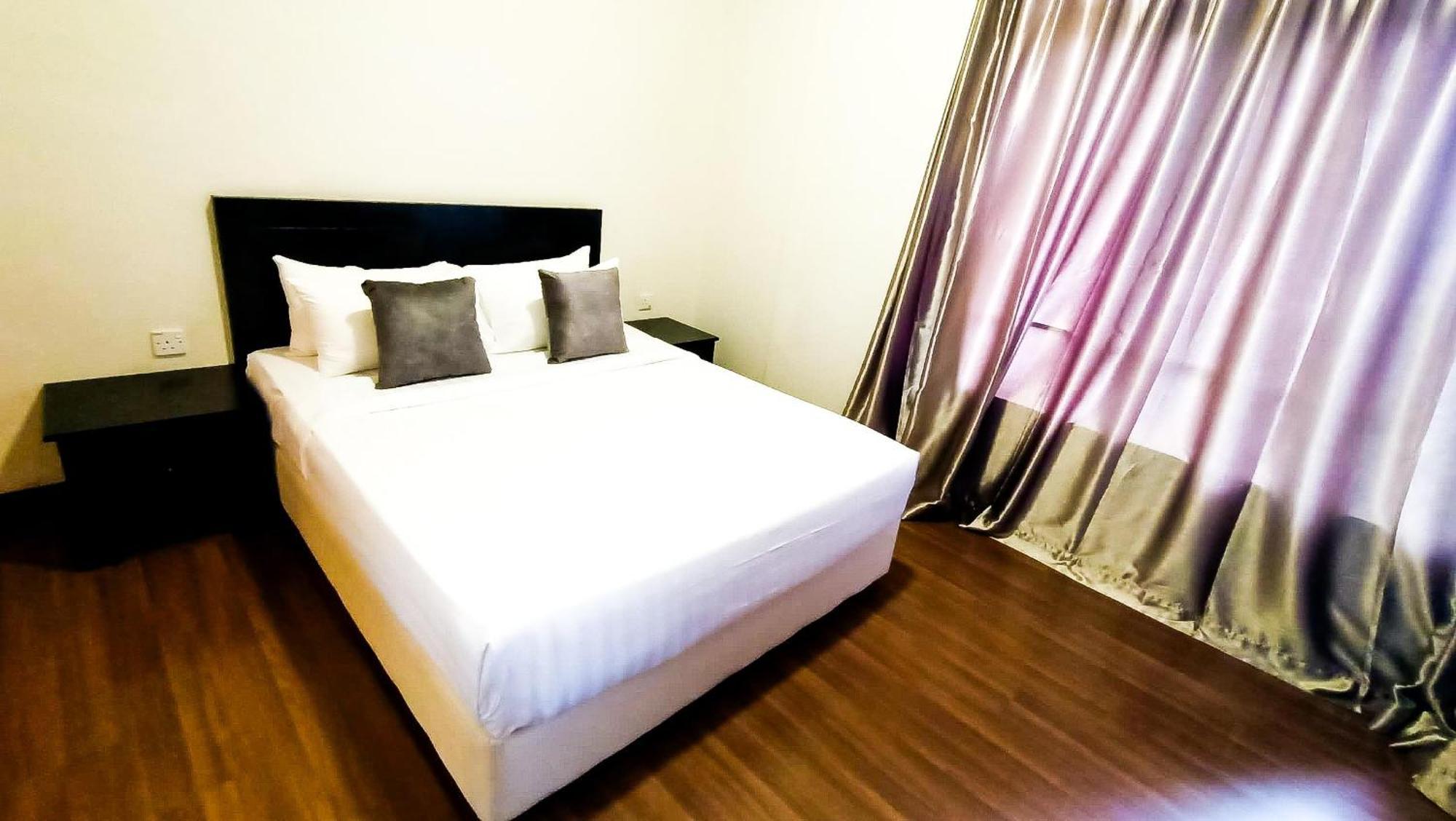 Bayou Lagoon Park Resort Malacca Exteriör bild